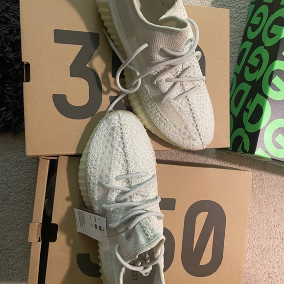 Brand New Yeezy 350 - Picture 2 of 2